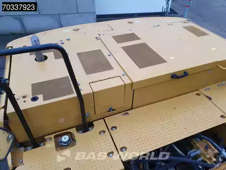 Hydraulic Excavators 2018 Caterpillar 320 -07A (16)