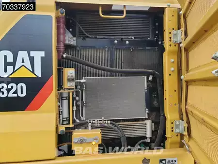 Hydraulic Excavators 2018 Caterpillar 320 -07A (21)
