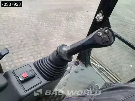 Hydraulic Excavators 2018 Caterpillar 320 -07A (34)