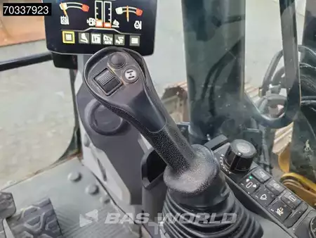 Hydraulic Excavators 2018 Caterpillar 320 -07A (35)