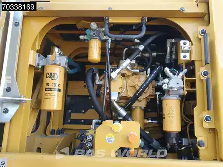 Hydraulic Excavators 2020 Caterpillar 352 F (25)