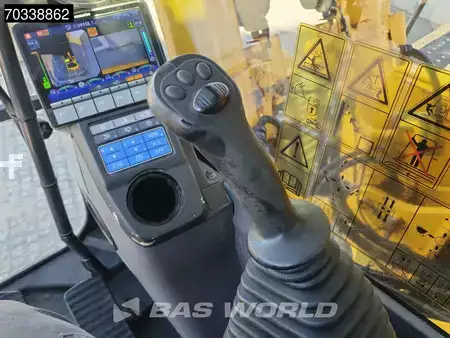 Hydraulic Excavators 2018 Komatsu HB365 LC-3 HB365LC-3 (34)