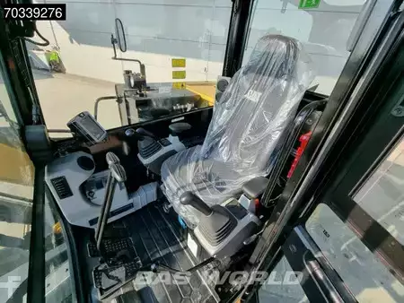 Minigrävare 2026 Caterpillar 305.5 NEW UNUSED - HAMMER LINE (34)