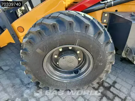 Rigid Backhoe Loader 2025 Case 570SV 4WD - A/C - 4-1 Bucket - Telestick - HP (35)