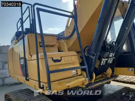 Hydraulic Excavators 2017 Caterpillar 352 F (8)