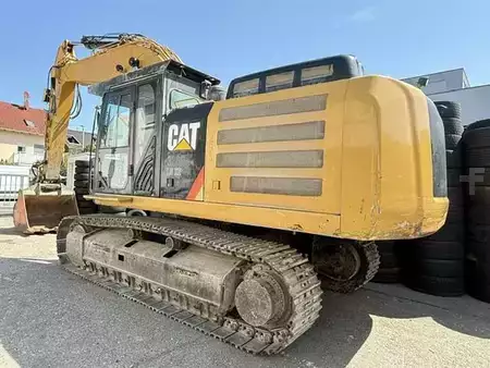 Rupsgraafmachines 2016 Caterpillar 336 FLN (1)