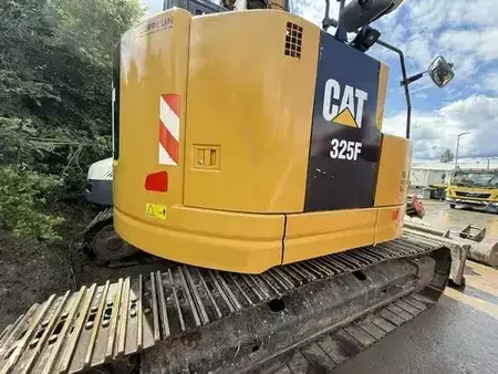 Koparki gąsienicowe 2018 Caterpillar 325 FL CR (3)