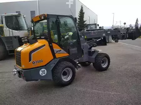 Carregadeira de rodas 2024 Giant G3500 Tele (2)