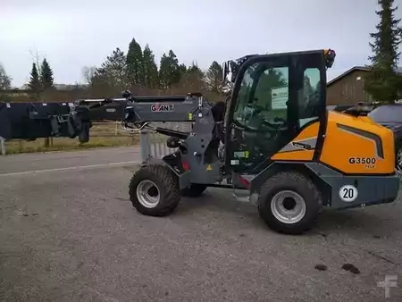 Carregadeira de rodas 2024 Giant G3500 Tele (3)