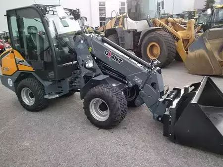 Carregadeira de rodas 2024 Giant G3500 Tele (5)