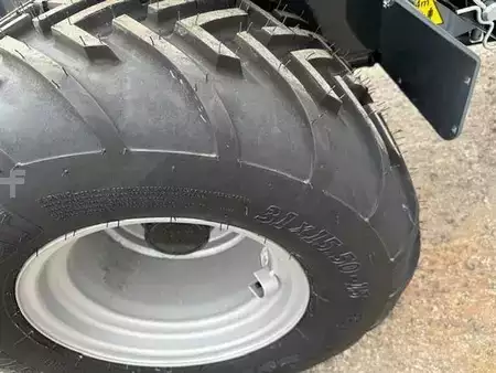 Carregadeira de rodas 2025 Giant G2700 X-TRA HD Y (7)