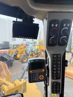Kerekes rakodó 2014 Caterpillar 966K (9)
