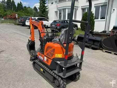 Minibagry 2023 Hitachi ZX10U-6 (3)