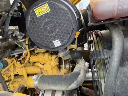 Compactador monocilíndrico 2021 Caterpillar CP12 GC (8)