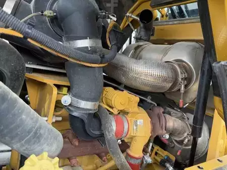 Compactador monocilíndrico 2021 Caterpillar CP12 GC (9)