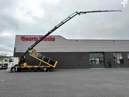 Kamion 0 Scania R530 V8 NGS 8X4 TRIDEM MET HYVA 2Z KIPPER + HMF 5020-K6 + JIB FJ (1)