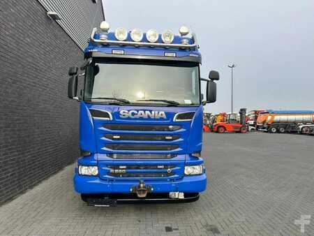 Scania R580 V8 8X4 TREKKER-BAKWAGEN COMBI + HMF 4020-K5 KRAAN/KRAN/CRAN