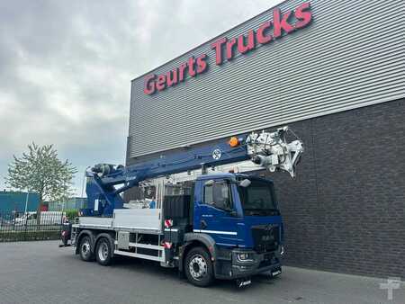 MAN TGM 26.340 6X2 BÖCKER AK 46/6000 + JIB MONTAGEKRAN/DACHDECKERKRA