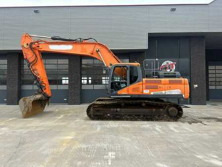 Rupsgraafmachines 2015 Doosan DOOSAN DX 300 LC (1)