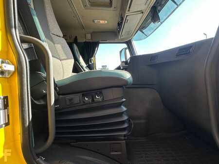 Lastkraftwagen 0 Volvo FM 450 6X4 HYDRAULIEK WEINIG KM!!! NIEDRIGE KM!!! LOW MILEAGE!!! (10)