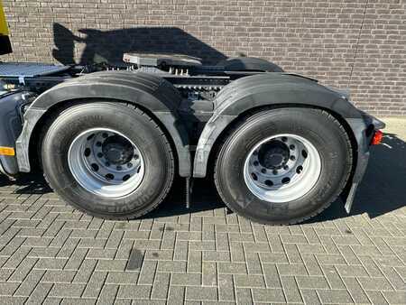 Lastkraftwagen 0 Volvo FM 450 6X4 HYDRAULIEK WEINIG KM!!! NIEDRIGE KM!!! LOW MILEAGE!!! (16)