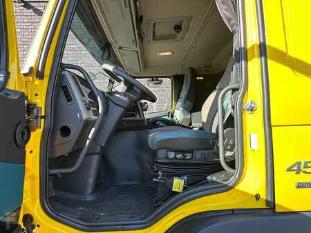 Lastkraftwagen 0 Volvo FM 450 6X4 HYDRAULIEK WEINIG KM!!! NIEDRIGE KM!!! LOW MILEAGE!!! (9)