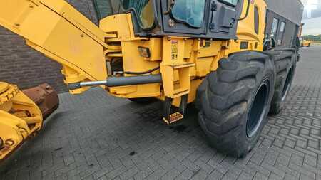 Graders 2012 New Holland Construction RG 200 B MOTORGRADER + RIPPER FROM 2012 HOURS 4237 (14)