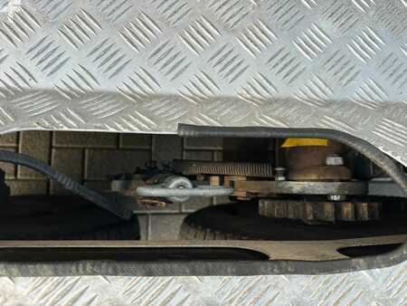 Andet 0 Böcker AHK 34/1800 MONTAGE KRAAN/KRAN/GRUA /CRANE (19)