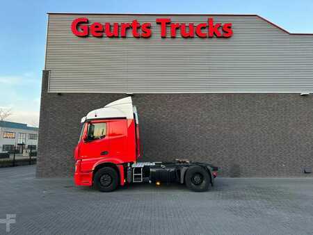 Lastbil 2015 Mercedes-Benz Actros 1942 LS (1)