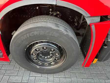 Lastbil 2015 Mercedes-Benz Actros 1942 LS (10)