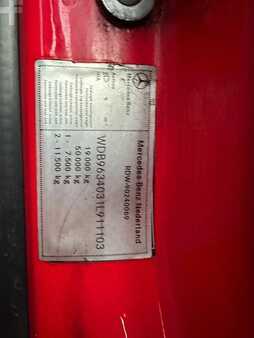 Lastbil 2015 Mercedes-Benz Actros 1942 LS (15)