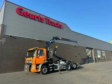 Camion 2024 DAF CF 450 6X4H-4 BL + HYVA HAAKARMSYSTEEM + HMF 1320 K2-RCS KRAAN/K (2)