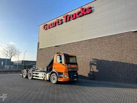 Camion 2024 DAF CF 450 6X4H-4 BL + HYVA HAAKARMSYSTEEM + HMF 1320 K2-RCS KRAAN/K (9)