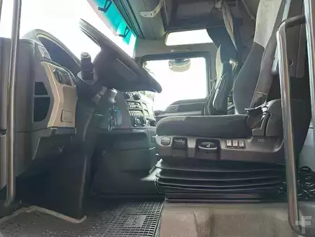 Camión 0 MAN 8X4/4 BBS HEAVY DUTY TRACTOR 500 TONS PUSH AND PULL (14)