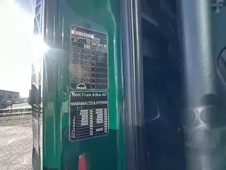 Camión 0 MAN 8X4/4 BBS HEAVY DUTY TRACTOR 500 TONS PUSH AND PULL (19)