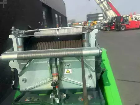 Muut 0 Böcker AHK 36/2400 MONTAGE KRAAN/KRAN/GRUA /CRANE UREN 250 !!!!!!!!!!!! (19)