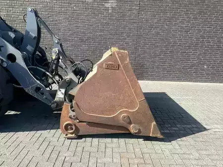 Ładowarki kołowe 0 Terex TL 160 +HOOGKIEPBAK+HYDRAULISCHE+VEEGBORSTEL (11)