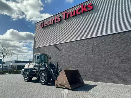 Ładowarki kołowe 0 Terex TL 160 +HOOGKIEPBAK+HYDRAULISCHE+VEEGBORSTEL (5)
