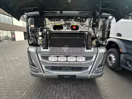 Lastbil 2024 Volvo FH 16.750 6X2 VDL CONTAINER HAAKARMSYTEEM / ABROLLKIPPER/HOOKLIF (13)