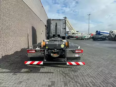 Lastbil 2024 Volvo FH 16.750 6X2 VDL CONTAINER HAAKARMSYTEEM / ABROLLKIPPER/HOOKLIF (8)