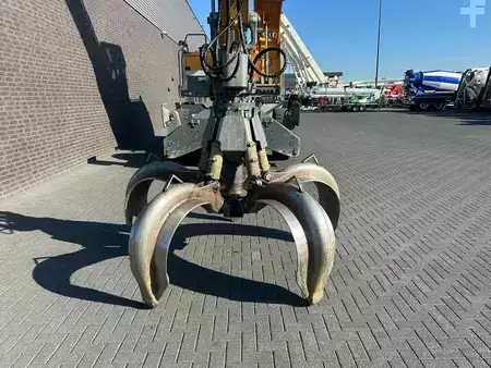 Anyagkezelő 2018 Liebherr LH 50 + GRAPPLE (13)