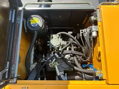 Anyagkezelő 2018 Liebherr LH 50 + GRAPPLE (15)