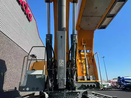 Anyagkezelő 2018 Liebherr LH 50 + GRAPPLE (9)