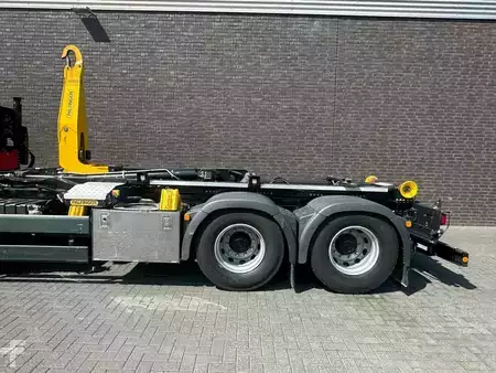 Camión 0 MAN TGS 35.430 8X4 BL + PALFINGER HAAK+20ASLD5+ PALFINGER PK 37.002 (18)