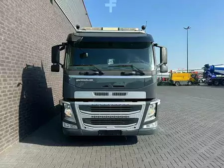 Truck 0 Volvo FM 420 6X2 OPRIJWAGEN/MACHINE TRANSPORTER/PLATEAU/ (9)