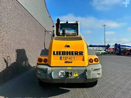Kolové nakladače 0 Liebherr L 538 LADER MET HOOGKIEPBAK (9)