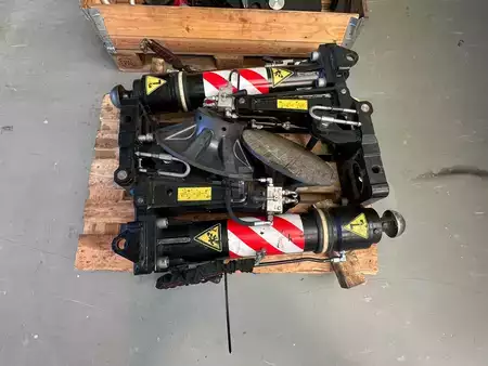 Żurawie załadowcze 0 Fassi F 990.RA.2.27 XHE+JIBL 615+ LIER (13)