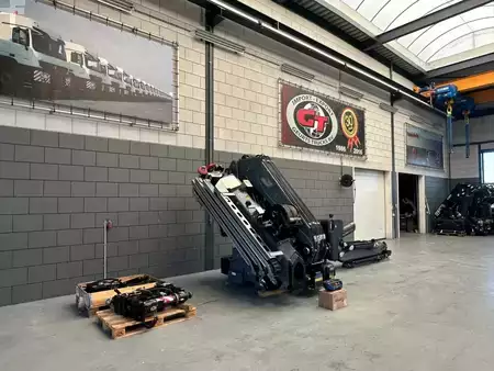 Żurawie załadowcze 0 Fassi F 990.RA.2.27 XHE+JIBL 615+ LIER (2)