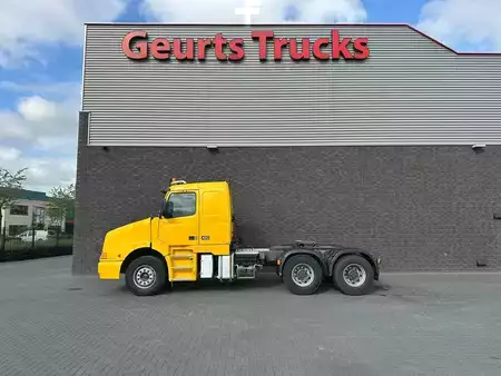 Kamion 0 Volvo NH 12.420 6X4 TORPEDO/BULLNOSE/HAUBER (1)