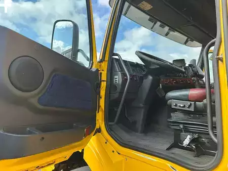 Kamion 0 Volvo NH 12.420 6X4 TORPEDO/BULLNOSE/HAUBER (18)